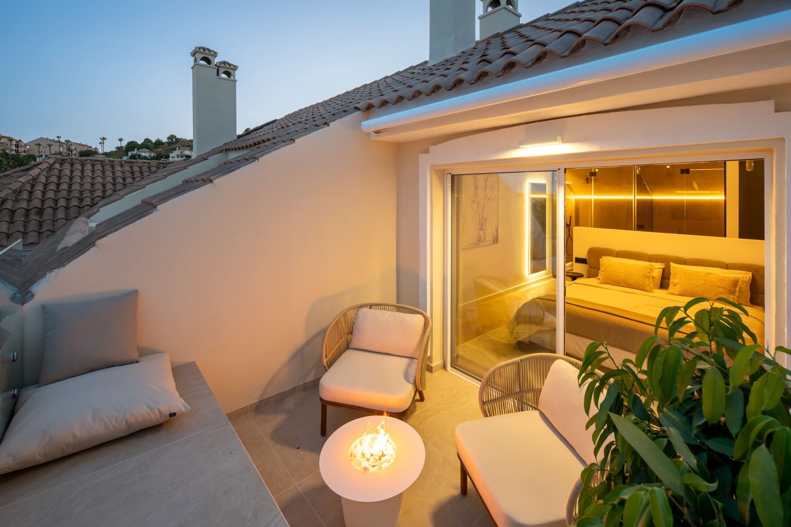 3 soveværelse Penthouse til salg i Marbella med swimmingpool garage - € 1.695.000 (Ref: 9978436)