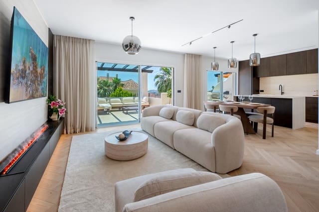3 soveværelse Penthouse til salg i Marbella med swimmingpool garage - € 1.695.000 (Ref: 9978436)