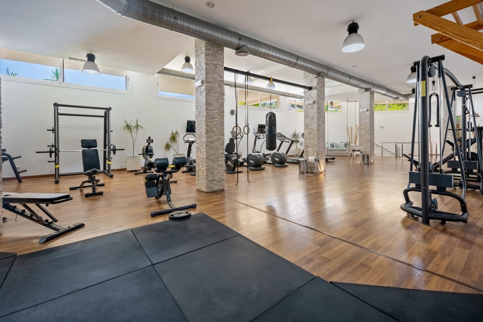 3 soveværelse Penthouse til salg i Marbella med swimmingpool garage - € 1.695.000 (Ref: 9978436)