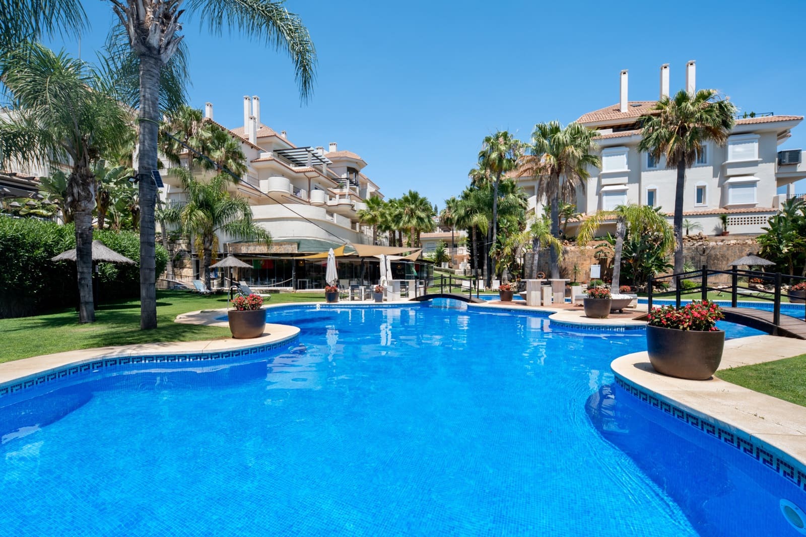 3 soveværelse Penthouse til salg i Marbella med swimmingpool garage - € 1.695.000 (Ref: 9978436)