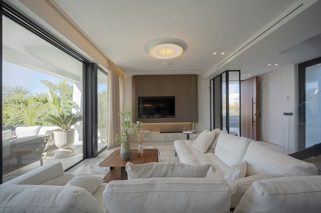 4 quarto Moradia para venda em Marbella com piscina garagem - 3 750 000 € (Ref: 9979542)