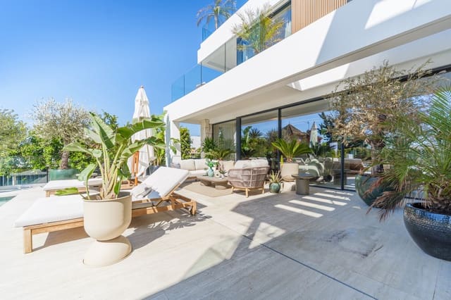 4 quarto Moradia para venda em Marbella com piscina garagem - 3 750 000 € (Ref: 9979542)