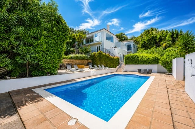 6 soverom Villa til salgs i Sotogrande, San Roque med svømmebasseng garasje - € 1 845 000 (Ref: 9990323)