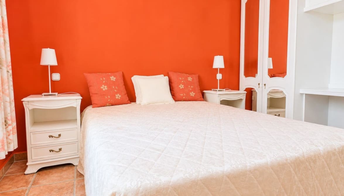 5 soveværelse Villa til salg i La Duquesa / Puerto de la Duquesa med swimmingpool garage - € 980.000 (Ref: 9990324)