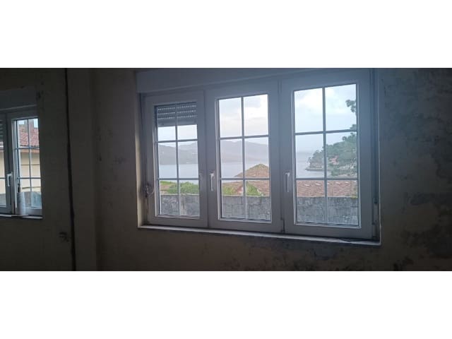 3 bedroom Townhouse for sale in Corcubión - € 170,000 (Ref: 9352087)