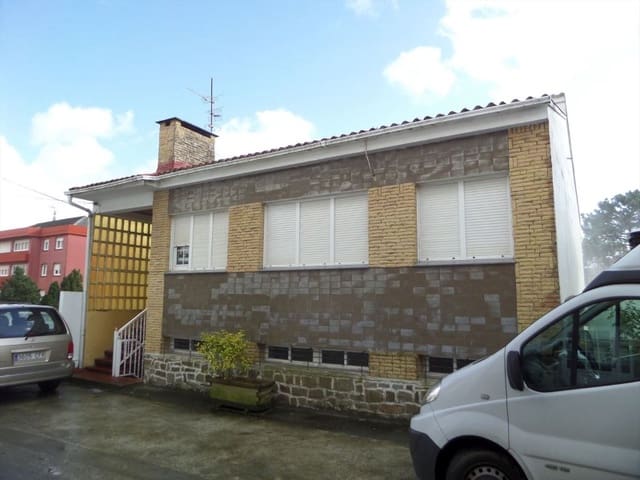 3 bedroom Townhouse for sale in Corcubión - € 170,000 (Ref: 9352087)
