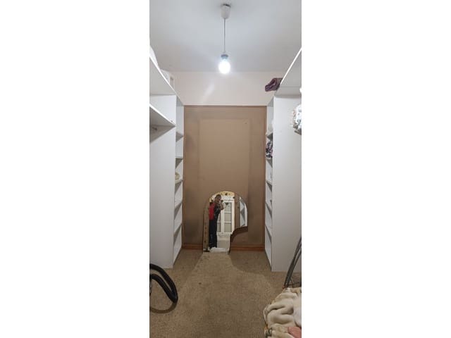 4 bedroom Townhouse for sale in Noia - € 135,000 (Ref: 9398314)