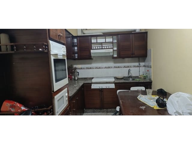 4 bedroom Townhouse for sale in Noia - € 135,000 (Ref: 9398314)