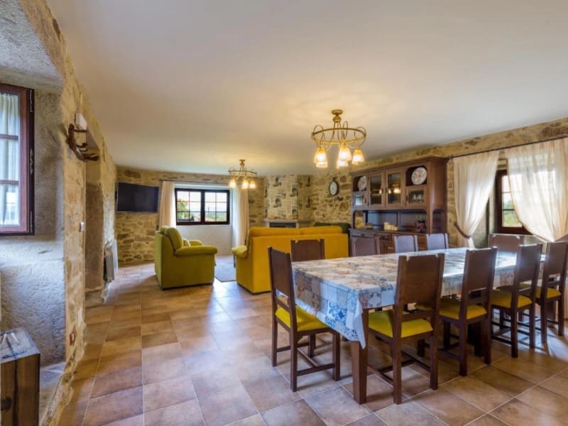 5 sovrum Finca/Hus på landet till salu i Palas de Rei med garage - 550 000 € (Ref: 9414316)