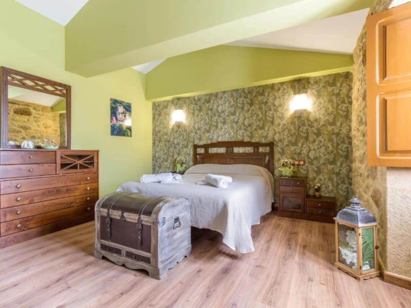 5 sovrum Finca/Hus på landet till salu i Palas de Rei med garage - 550 000 € (Ref: 9414316)