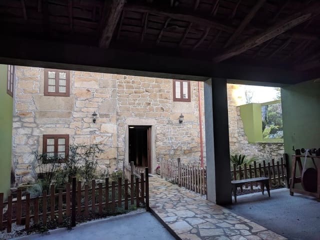 5 sypialnia Finka/Dom wiejski na sprzedaż w Palas de Rei z garażem - 550 000 € (Ref: 9414316)