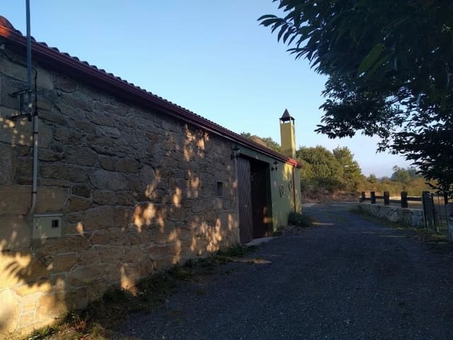 5 sypialnia Finka/Dom wiejski na sprzedaż w Palas de Rei z garażem - 550 000 € (Ref: 9414316)