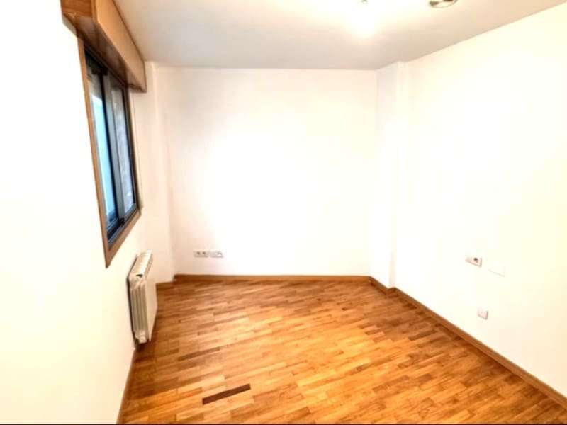 3 makuuhuone Asunto myytävänä paikassa Arteixo mukana 
autotalli - 179 000 € (Ref: 9440078)