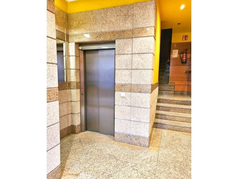 3 makuuhuone Asunto myytävänä paikassa Arteixo mukana 
autotalli - 179 000 € (Ref: 9440078)