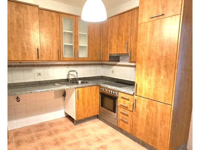 3 camera da letto Appartamento in vendita in Arteixo con garage - 179.000 € (Rif: 9440078)