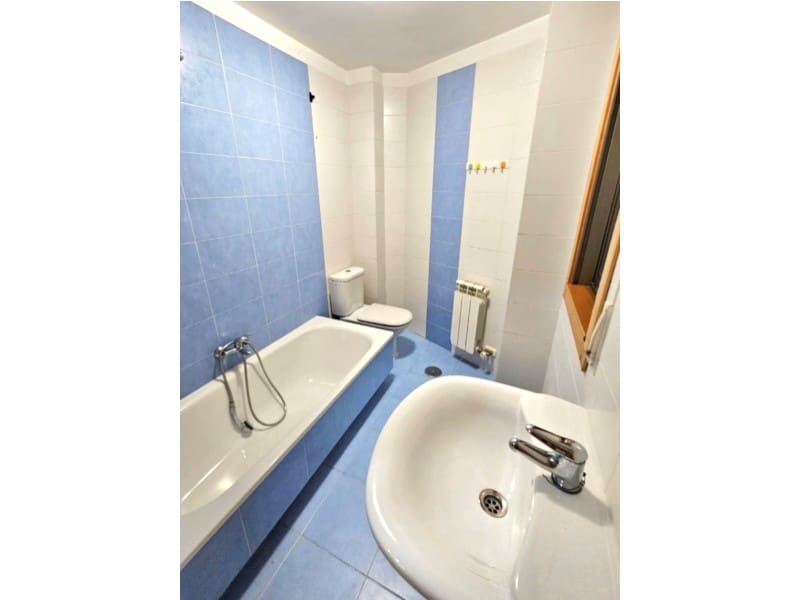 3 makuuhuone Asunto myytävänä paikassa Arteixo mukana 
autotalli - 179 000 € (Ref: 9440078)