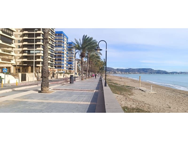 1 slaapkamer Appartement te koop in Benicassim met garage - € 195.000 (Ref: 9608030)