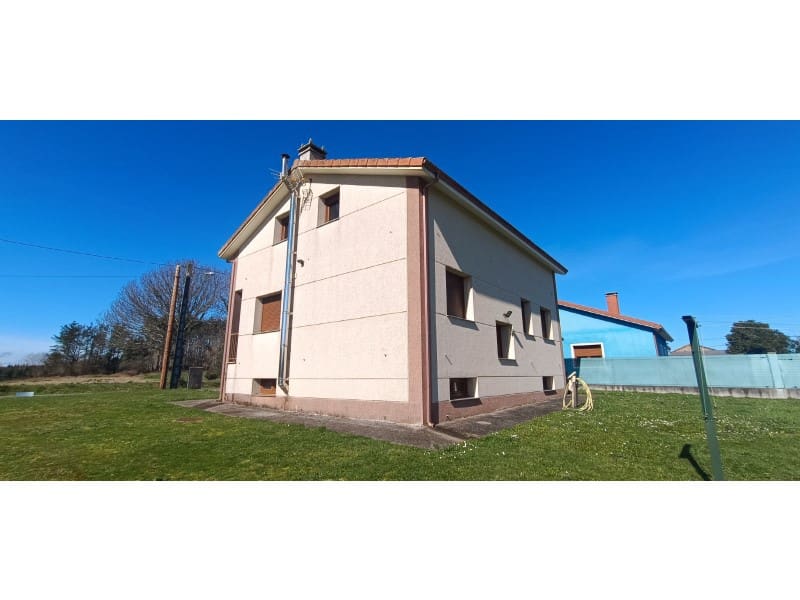 2 camera da letto Casa in vendita in Ordes con garage - 245.000 € (Rif: 9637307)