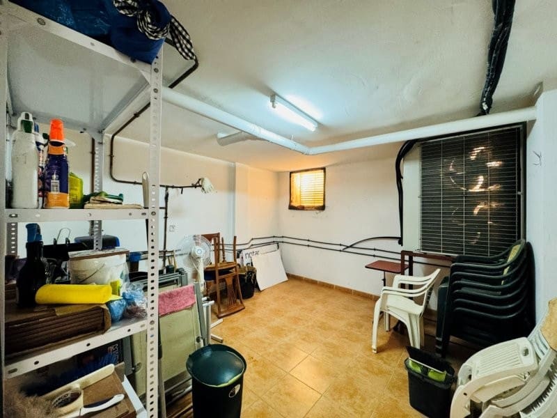 Chalet de 5 habitaciones en Torrevieja en venta con garaje - 549.000 € (Ref: 9659218)