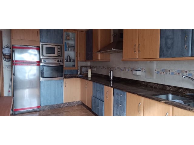 Piso de 4 habitaciones en Laxe en venta - 169.000 € (Ref: 9670318)