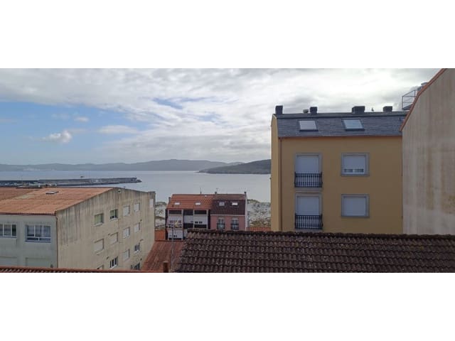 Piso de 4 habitaciones en Laxe en venta - 169.000 € (Ref: 9670318)