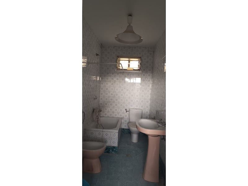 Commercieel te koop in Vilagarcia de Arousa - € 400.000 (Ref: 9765101)