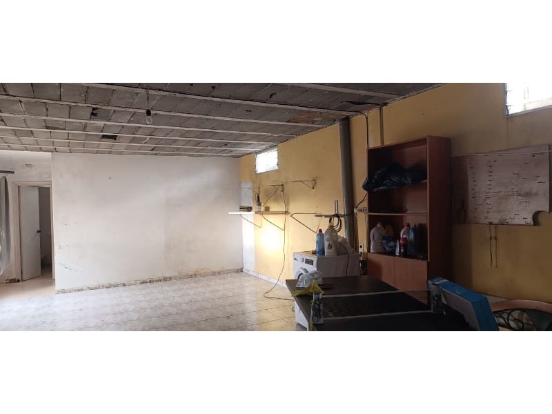 Commercieel te koop in Vilagarcia de Arousa - € 400.000 (Ref: 9765101)