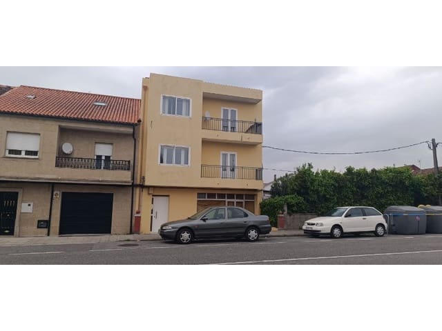 Commercieel te koop in Vilagarcía de Arousa - € 400.000 (Ref: 9765101)