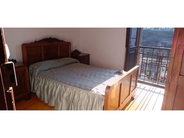 4 slaapkamer Finca/Landhuis te koop in Santiago de Compostela - € 280.000 (Ref: 9824860)