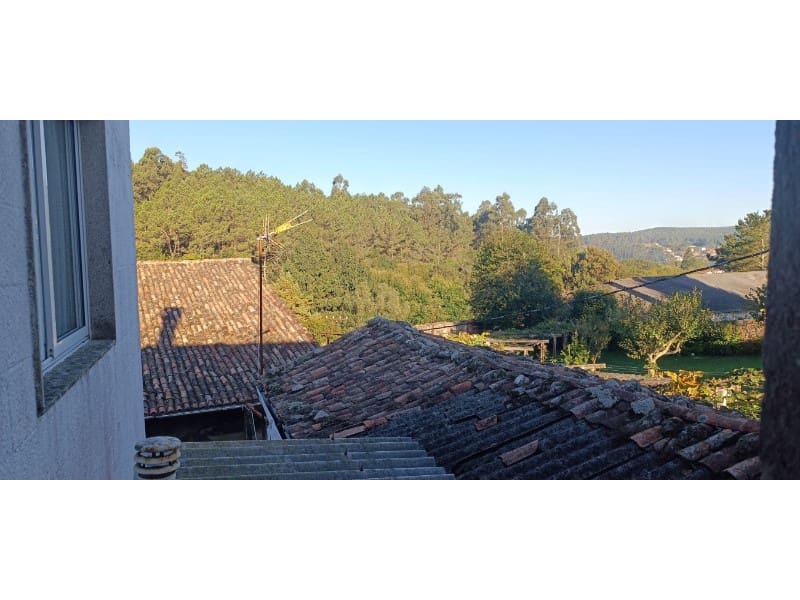 4 bedroom Finca/Country House for sale in Santiago de Compostela - € 280,000 (Ref: 9824860)