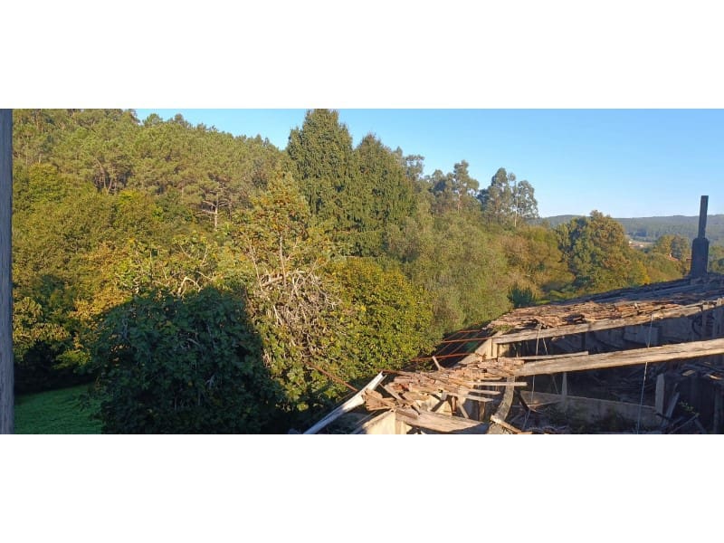 4 bedroom Finca/Country House for sale in Santiago de Compostela - € 280,000 (Ref: 9824860)