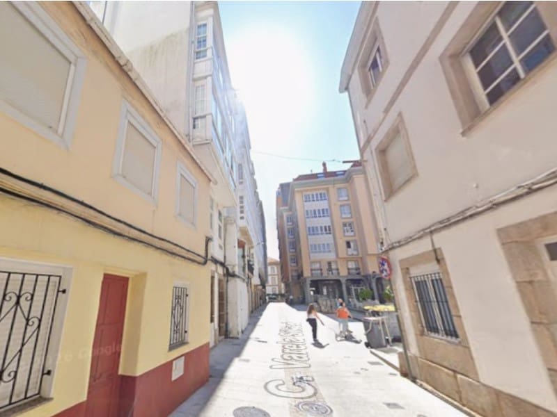 2 bedroom Apartment for rent in A Coruna city - € 900 (Ref: 9850990)