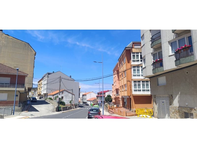 3 bedroom Flat for sale in Laxe - € 130,000 (Ref: 9892321)