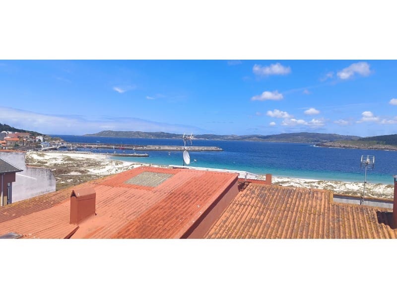 3 bedroom Flat for sale in Laxe - € 130,000 (Ref: 9892321)