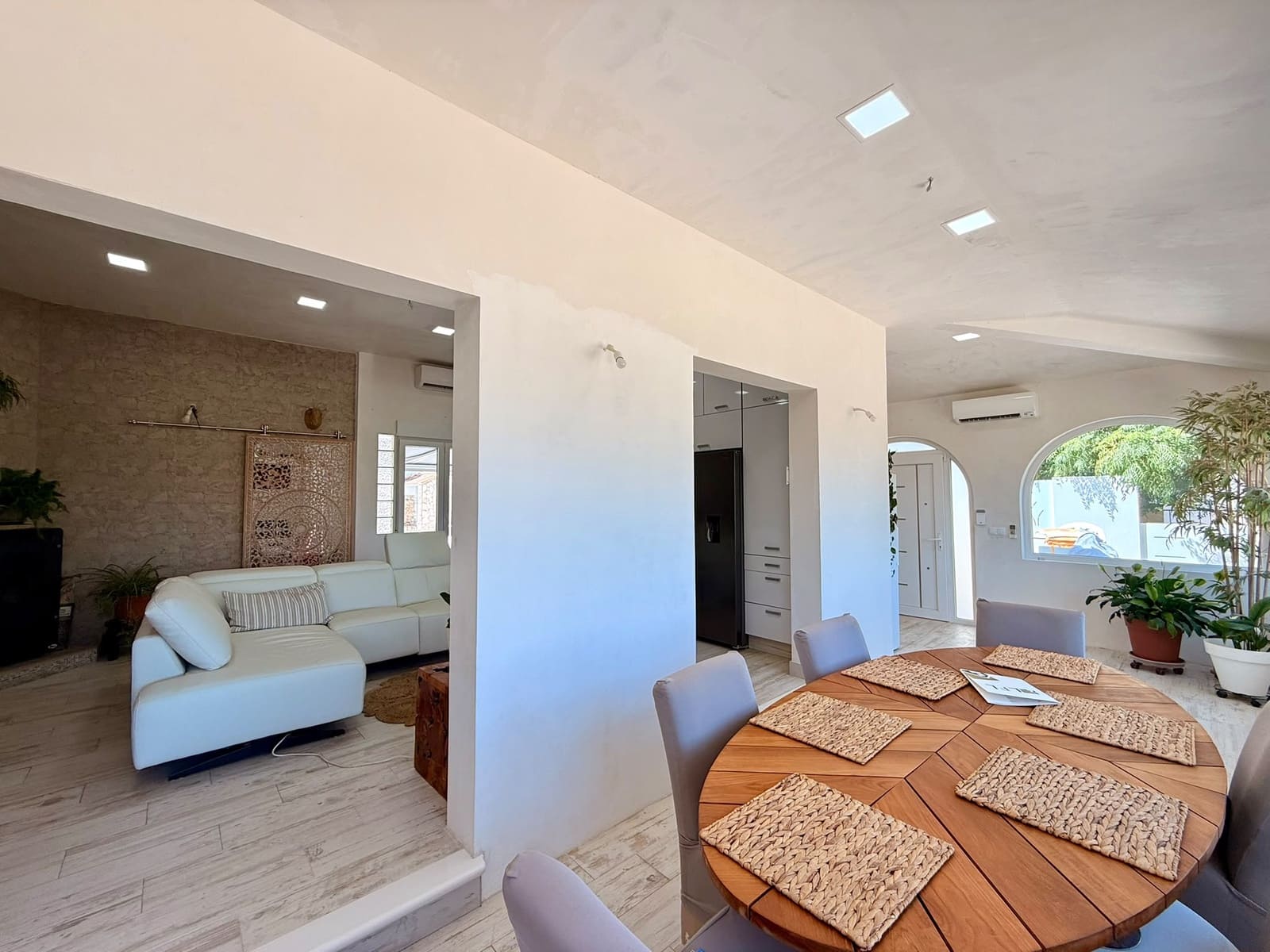2 Zimmer Villa zu verkaufen in Denia mit Pool Garage - 679.000 € (Ref: 10000936)