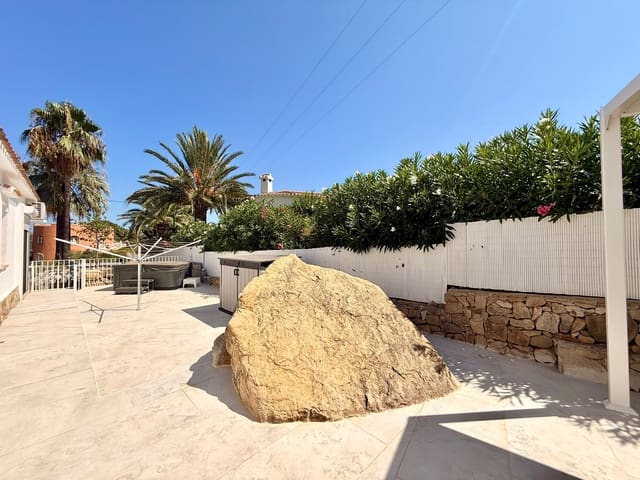 2 Zimmer Villa zu verkaufen in El Montgó, Dénia mit Pool Garage - 679.000 € (Ref: 10000936)