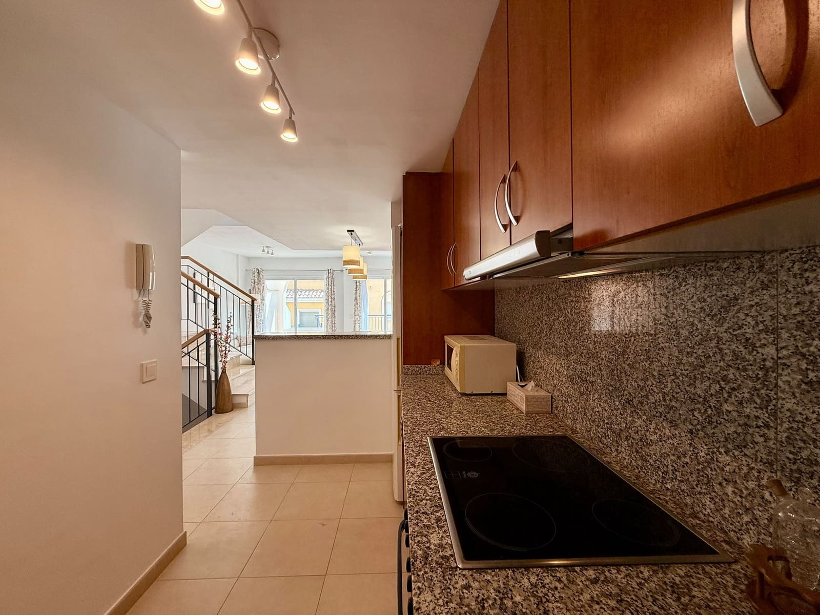 4 makuuhuone Bungalow myytävänä paikassa Calpe / Calp mukana uima-altaan 
autotalli - 475 000 € (Ref: 10007597)