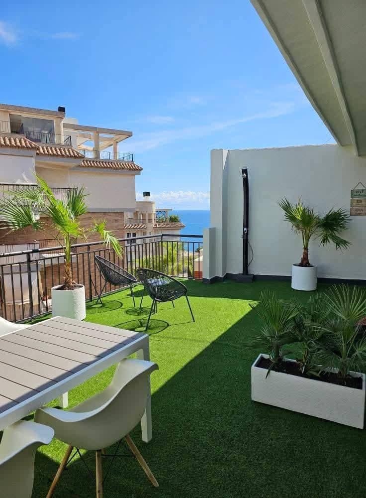 3 bedroom Penthouse for sale in Calpe / Calp - € 399,500 (Ref: 10007692)