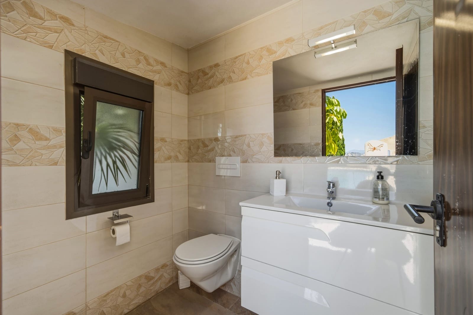 3 Zimmer Villa zu verkaufen in Calpe / Calp mit Pool Garage - 949.000 € (Ref: 10007723)