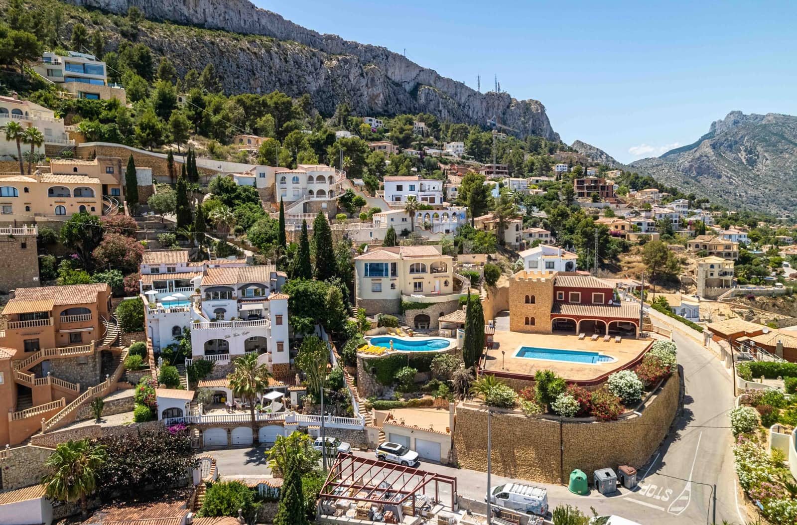 3 Zimmer Villa zu verkaufen in Calpe / Calp mit Pool Garage - 949.000 € (Ref: 10007723)