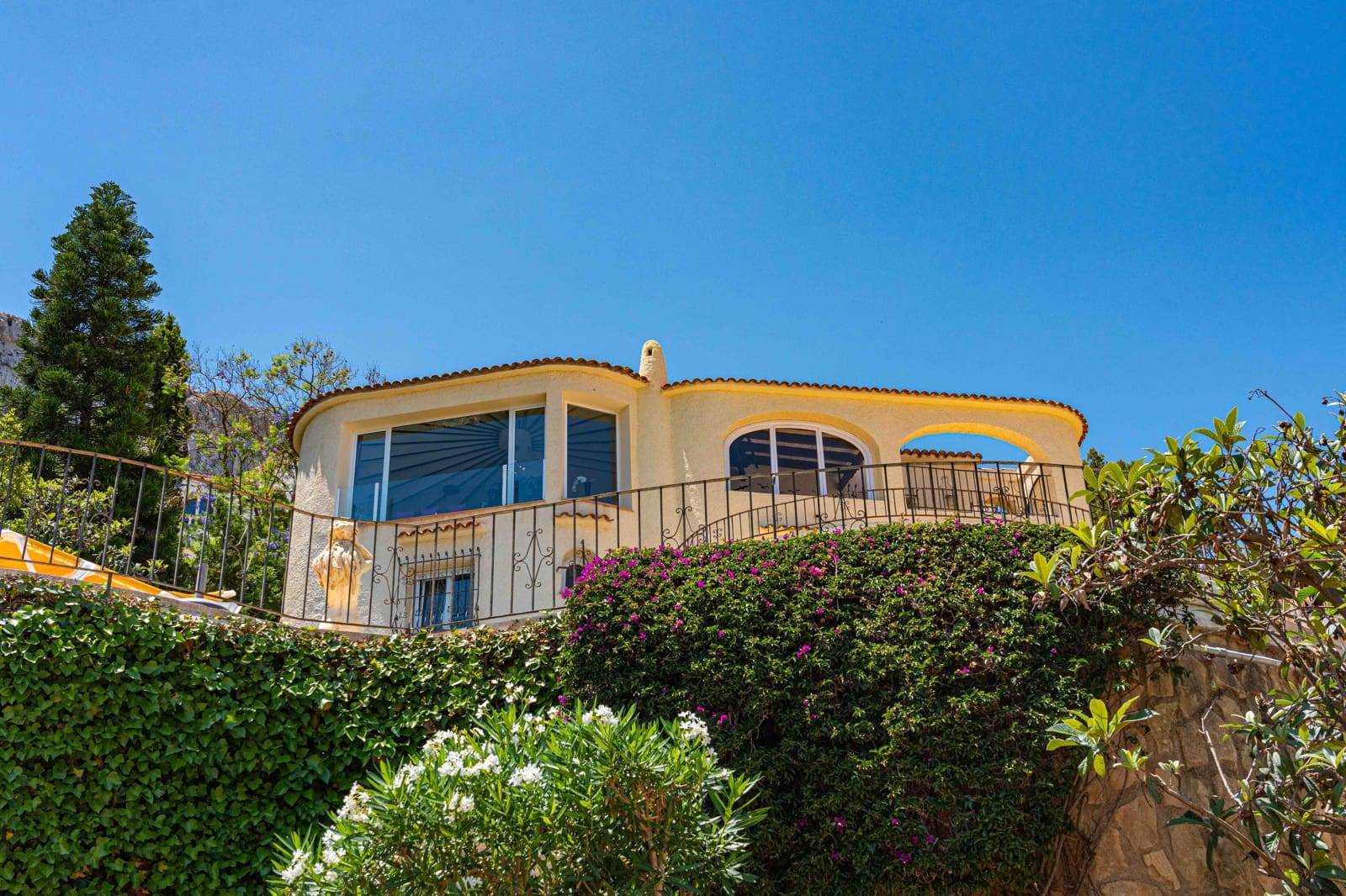 3 Zimmer Villa zu verkaufen in Calpe / Calp mit Pool Garage - 949.000 € (Ref: 10007723)