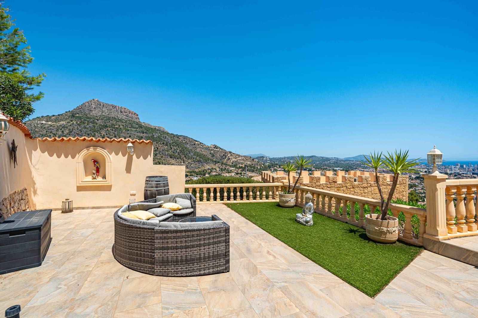 3 Zimmer Villa zu verkaufen in Calpe / Calp mit Pool Garage - 949.000 € (Ref: 10007723)