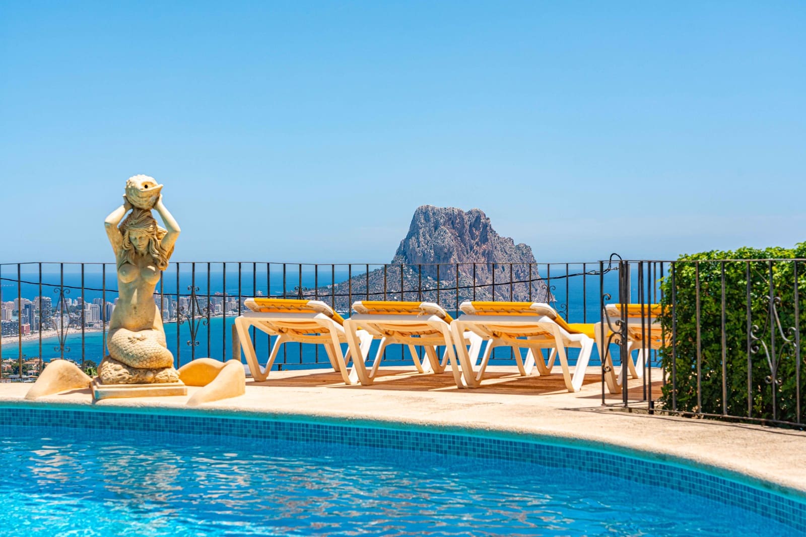 3 Zimmer Villa zu verkaufen in Calpe / Calp mit Pool Garage - 949.000 € (Ref: 10007723)