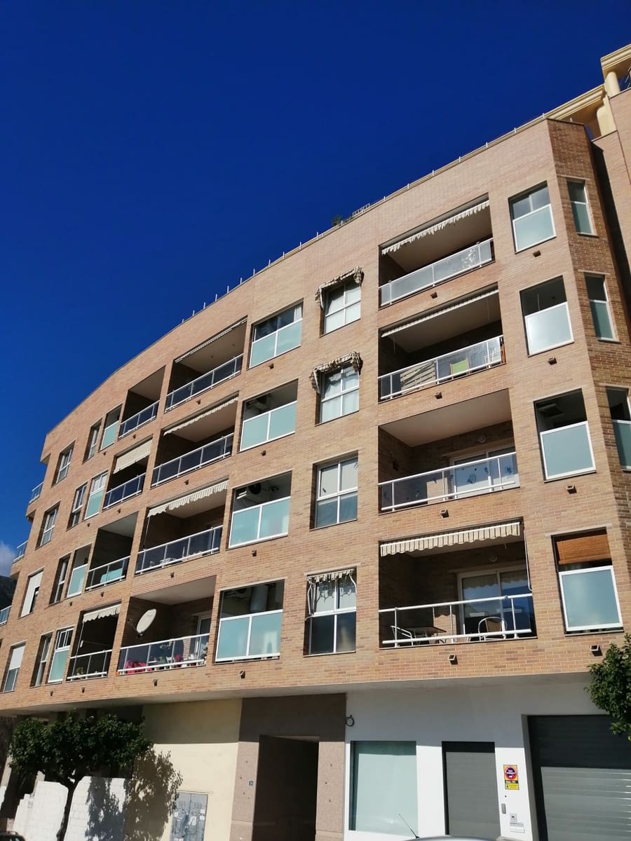 3 makuuhuone Huoneisto myytävänä paikassa Calpe / Calp mukana 
autotalli - 335 000 € (Ref: 10007755)
