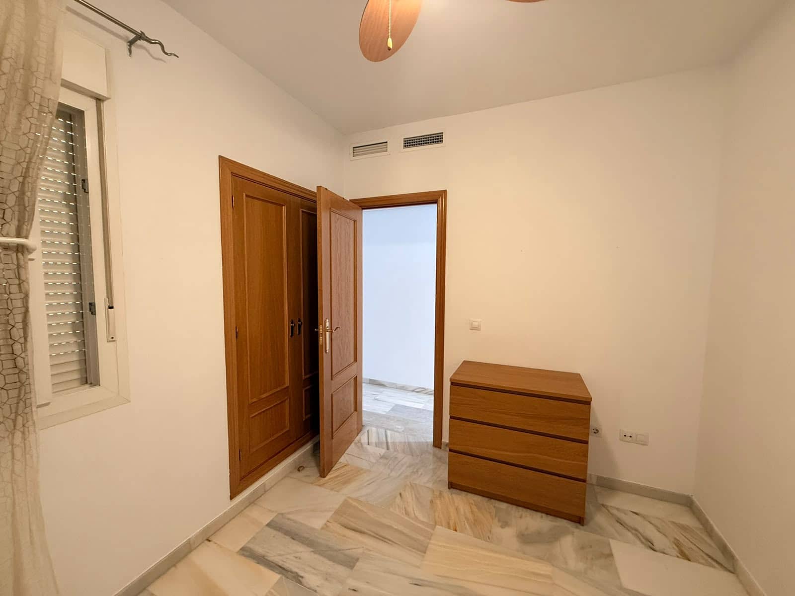 Apartamento de 2 habitaciones en Calpe / Calp en venta con piscina garaje - 275.000 € (Ref: 10007812)