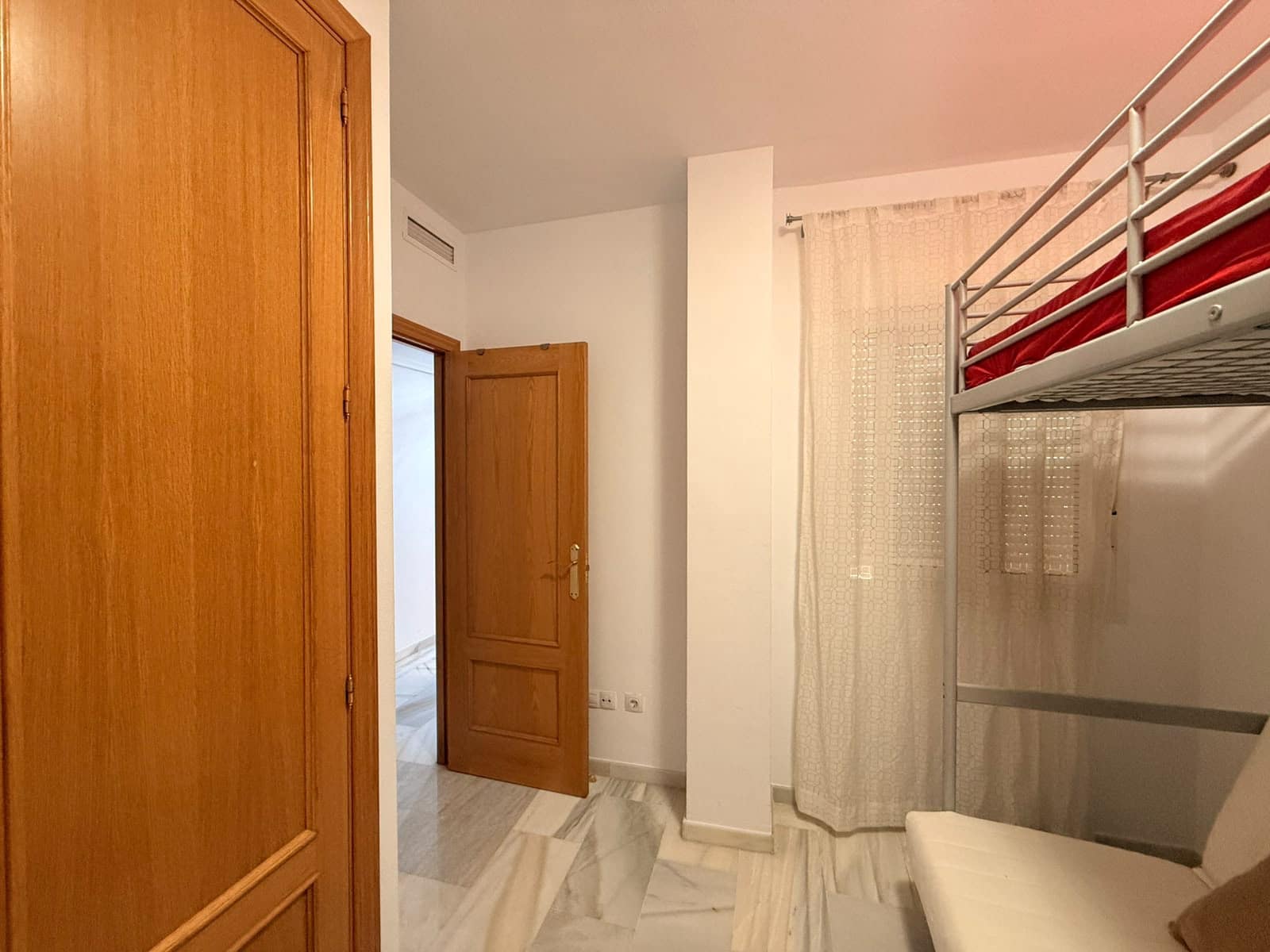 Apartamento de 2 habitaciones en Calpe / Calp en venta con piscina garaje - 275.000 € (Ref: 10007812)