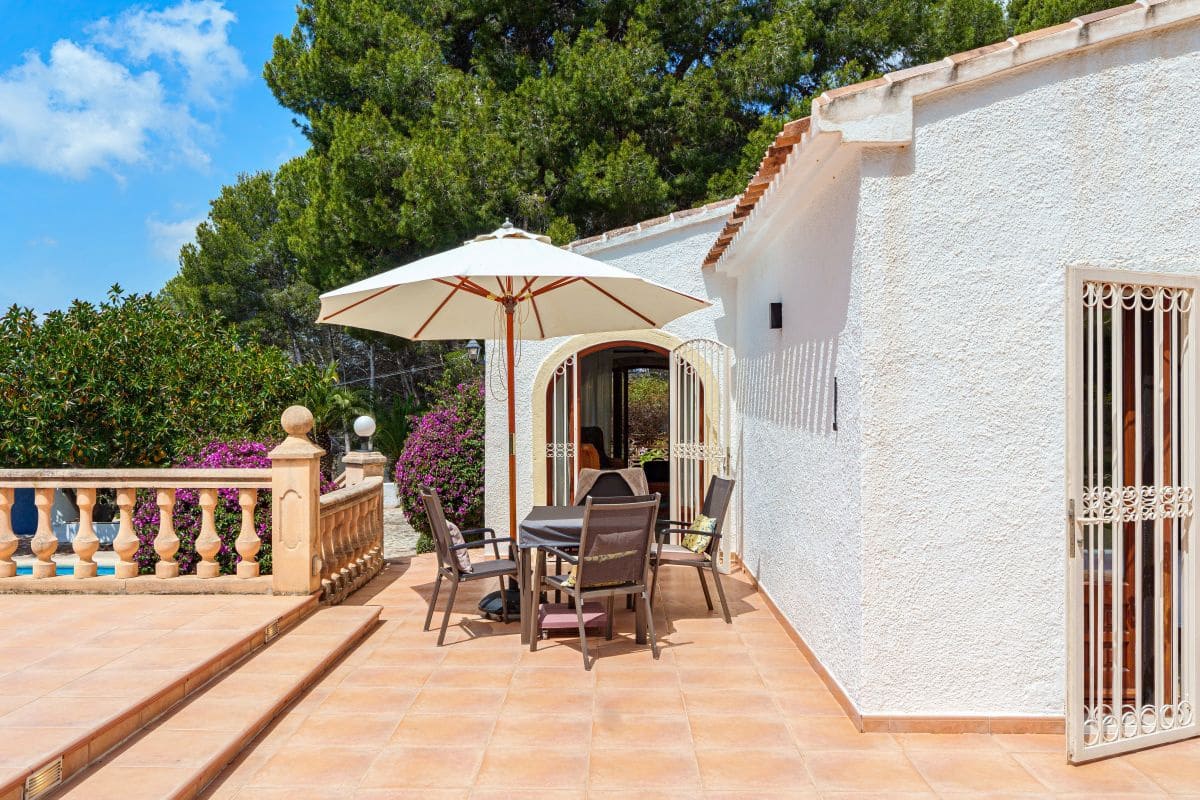 4 soverom Villa til salgs i Javea / Xabia med svømmebasseng garasje - € 995 000 (Ref: 10009339)