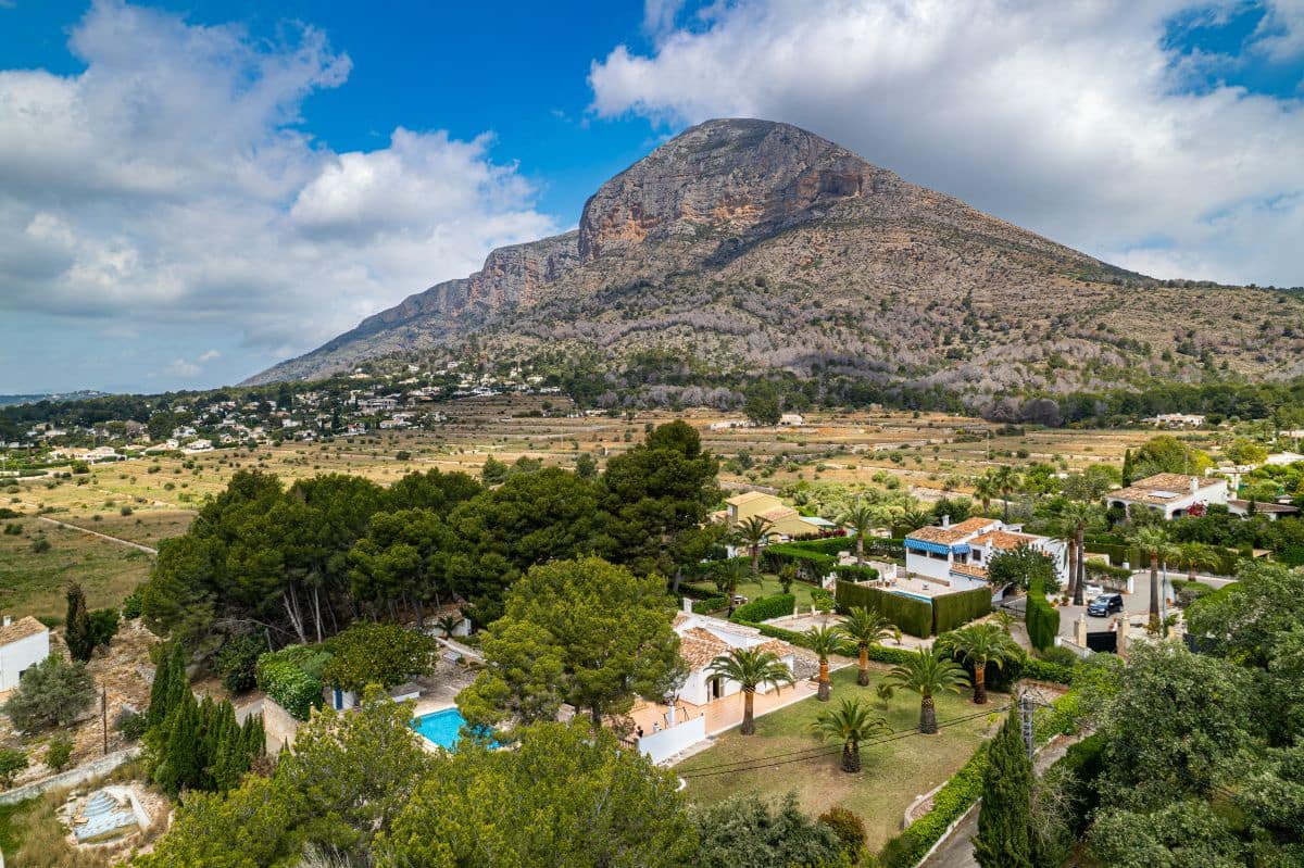 4 soverom Villa til salgs i Javea / Xabia med svømmebasseng garasje - € 995 000 (Ref: 10009339)