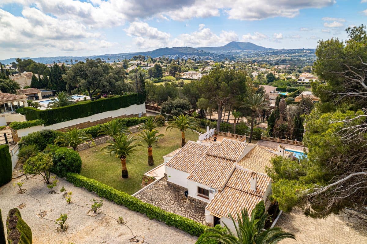 4 soverom Villa til salgs i Javea / Xabia med svømmebasseng garasje - € 995 000 (Ref: 10009339)