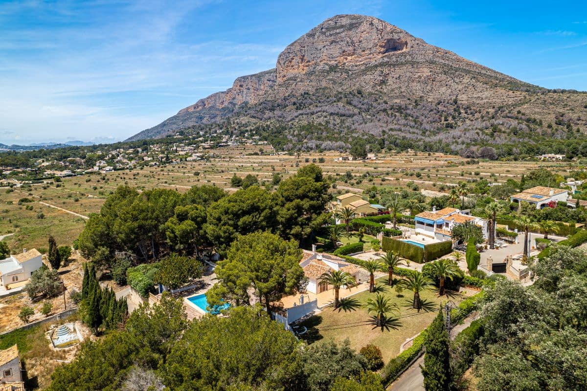 4 soverom Villa til salgs i Javea / Xabia med svømmebasseng garasje - € 995 000 (Ref: 10009339)